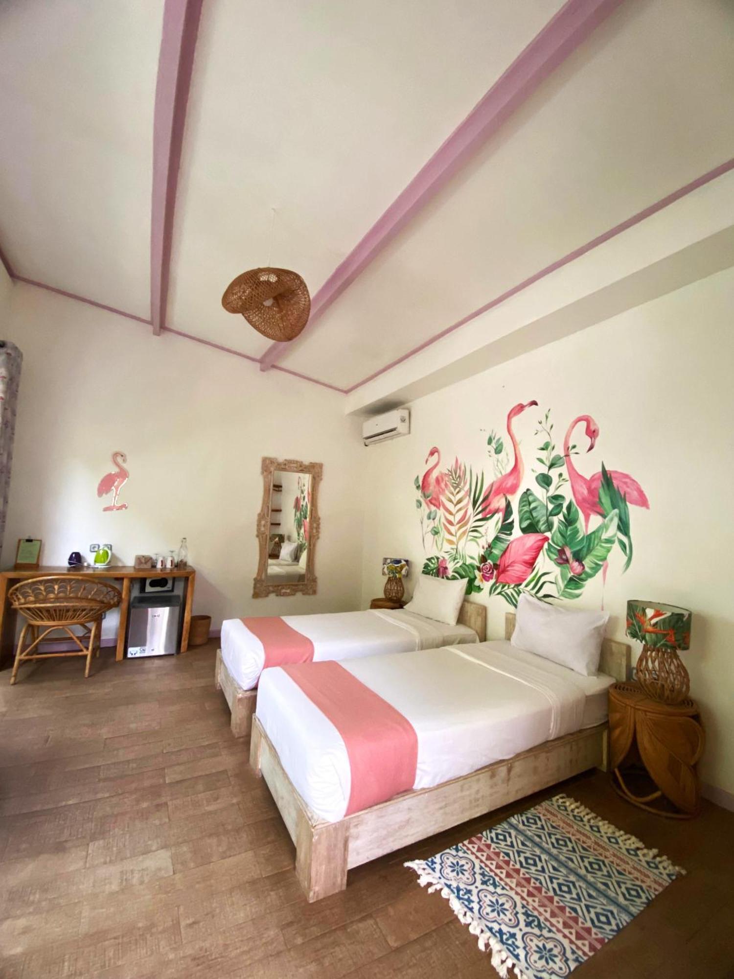Flamingo Hotel Quần đảo Gili Ngoại thất bức ảnh